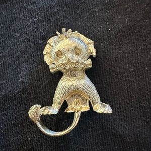 Lion Brooches (6)